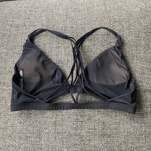Victoria sport sports bra